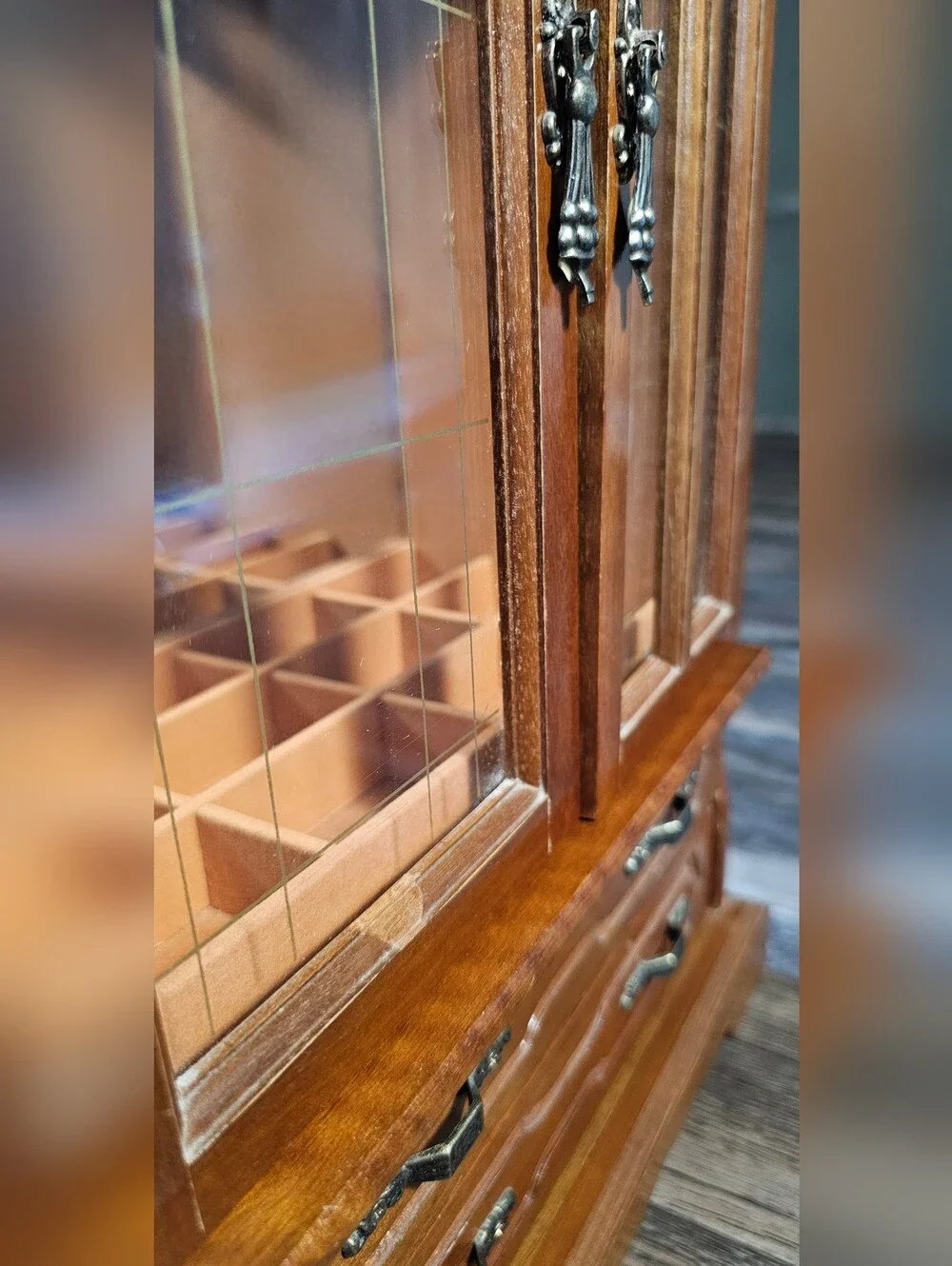 Vintage Wooden Curio Cabinet Jewelry Box With Glass Doors 11